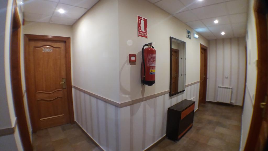 Hostal Venecia II Monzon Luaran gambar