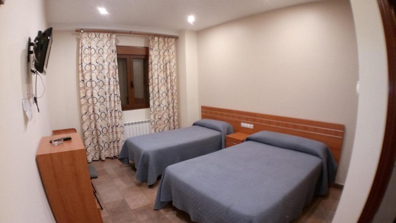 Hostal Venecia II Monzon Luaran gambar
