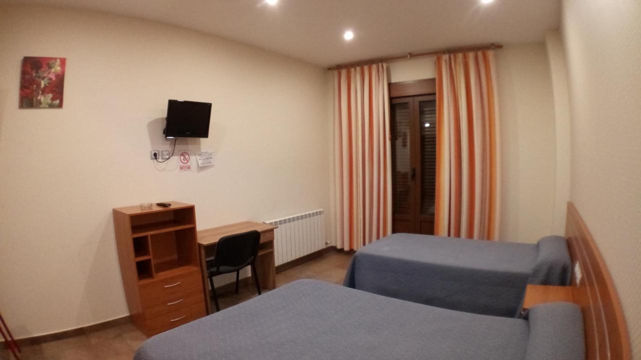 Hostal Venecia II Monzon Luaran gambar