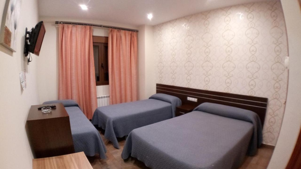 Hostal Venecia II Monzon Luaran gambar