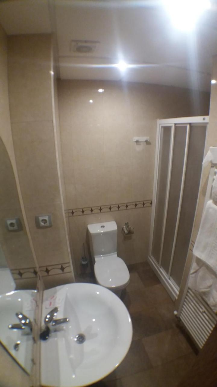 Hostal Venecia II Monzon Luaran gambar